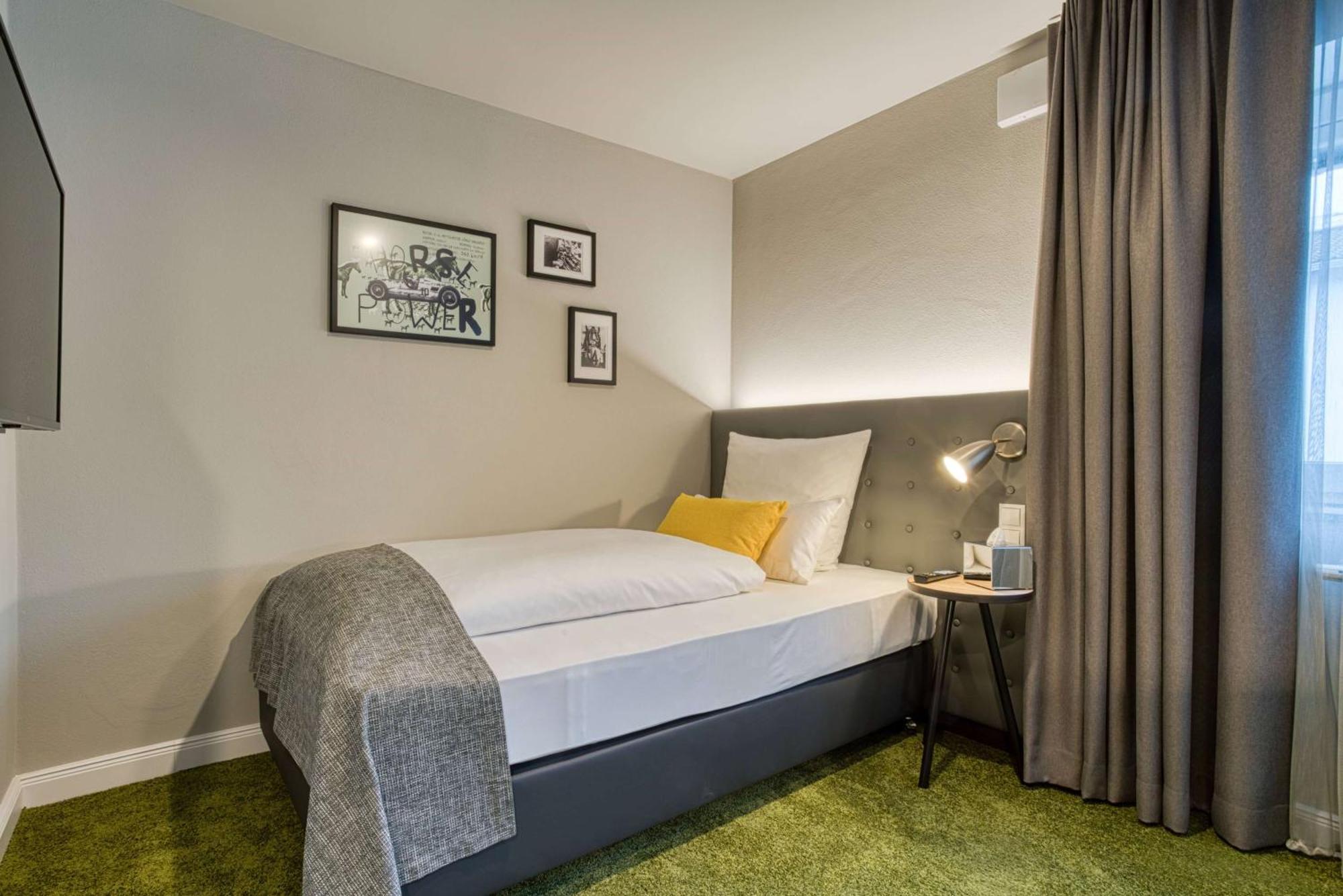 Vienna House Easy By Wyndham Инголщат Екстериор снимка