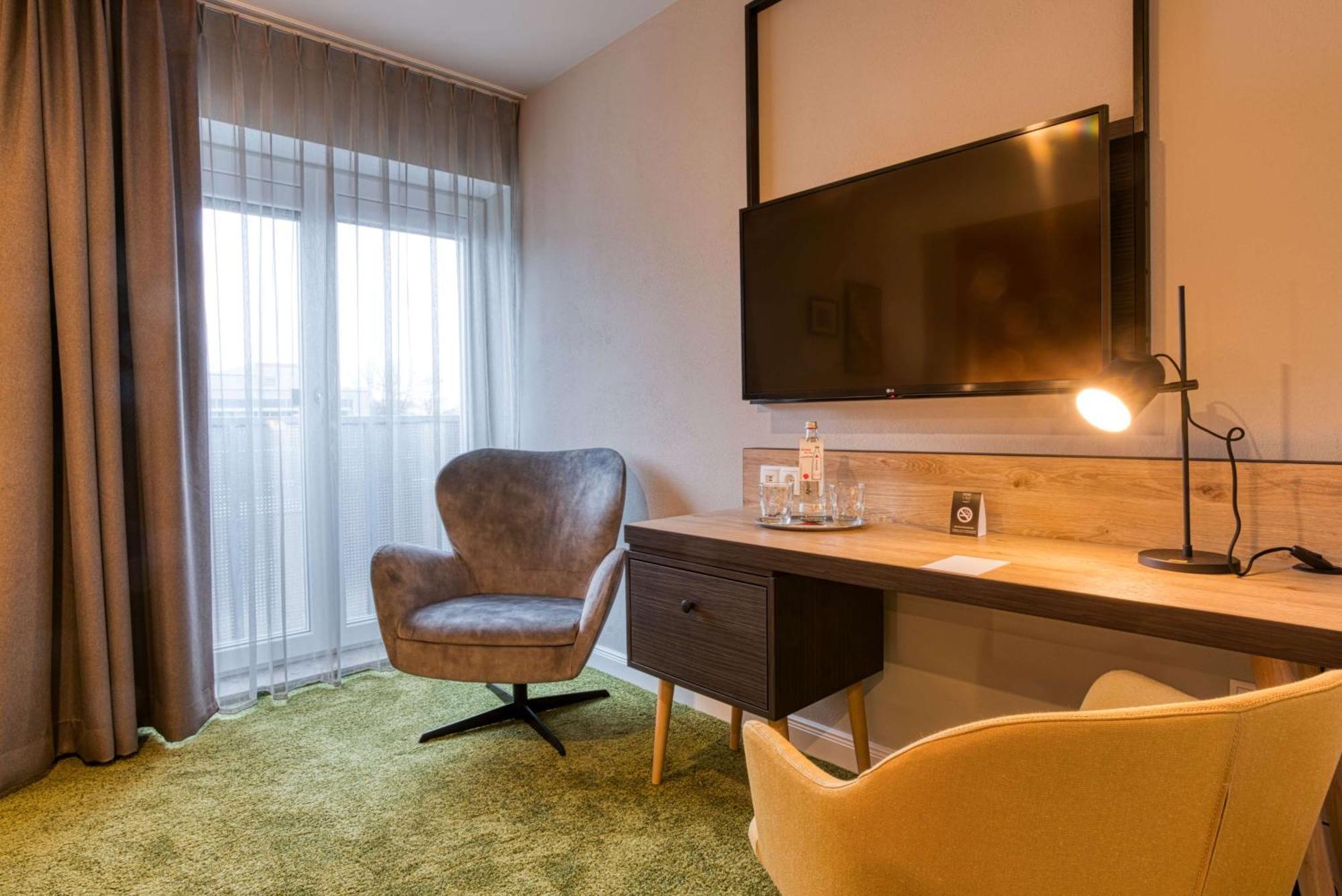 Vienna House Easy By Wyndham Инголщат Екстериор снимка