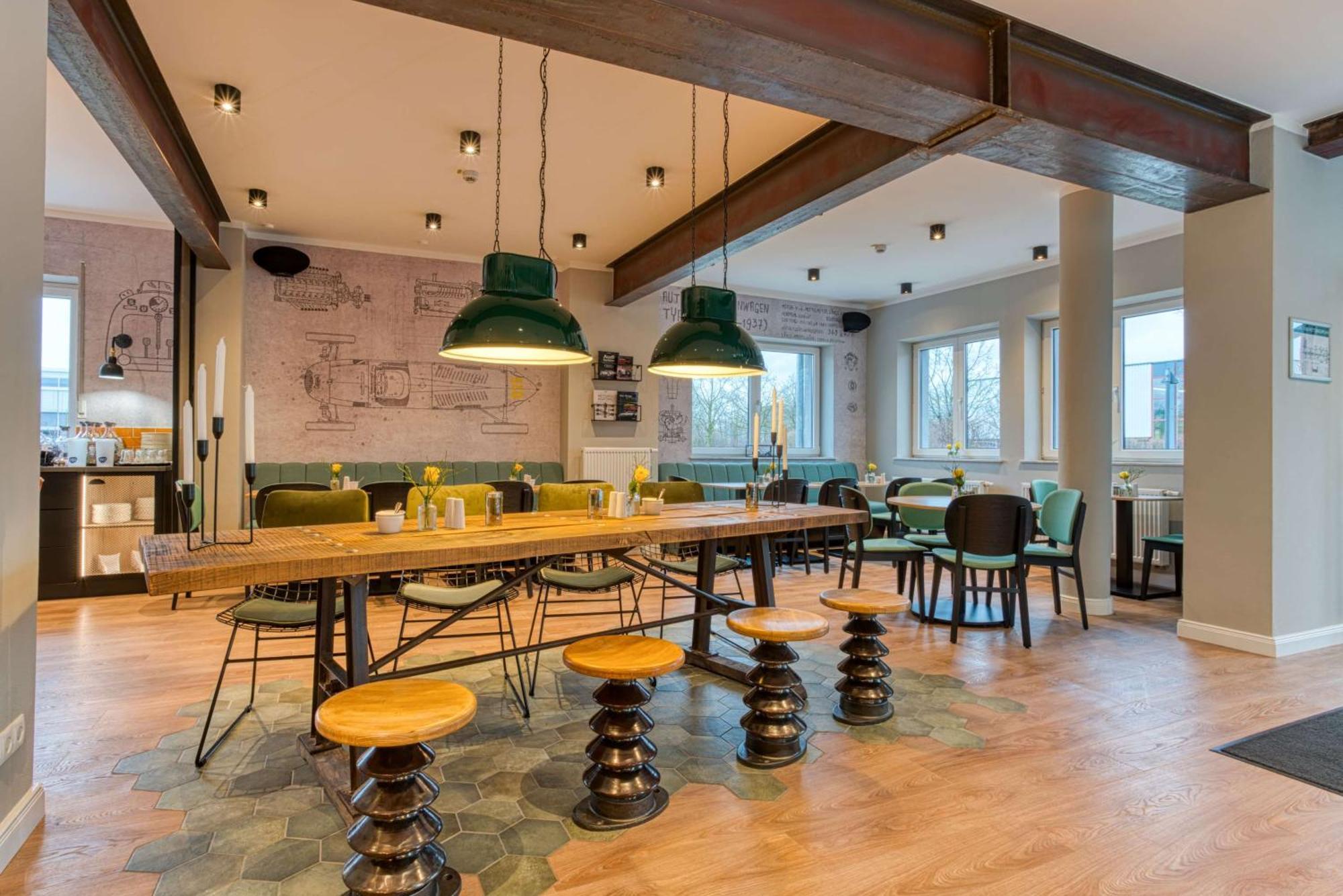 Vienna House Easy By Wyndham Инголщат Екстериор снимка