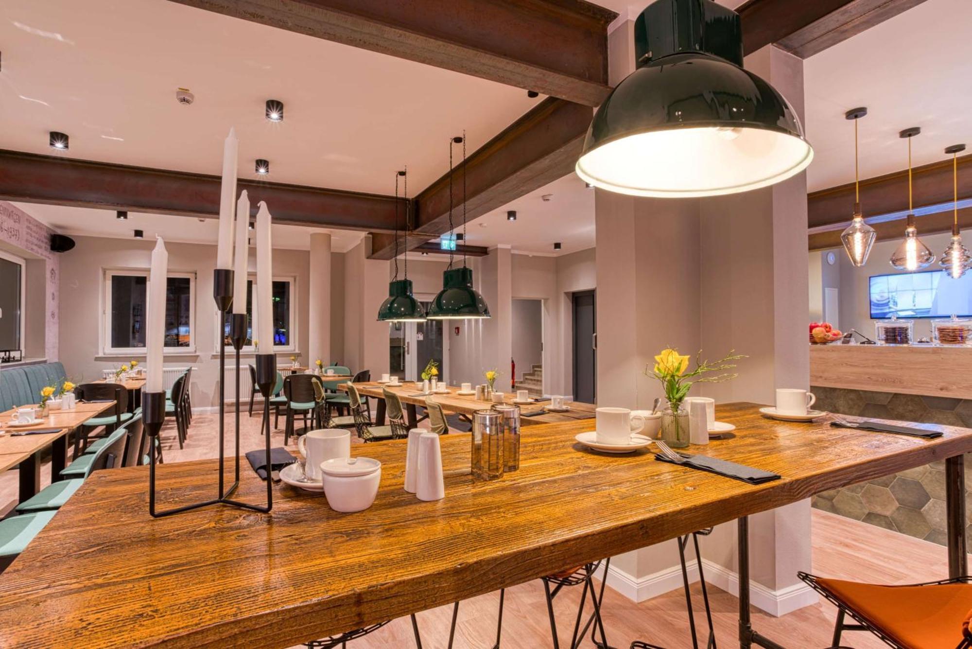 Vienna House Easy By Wyndham Инголщат Екстериор снимка